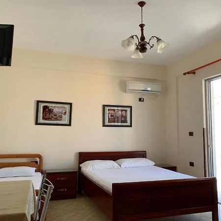 The First Hotel Saranda Eksteriør billede
